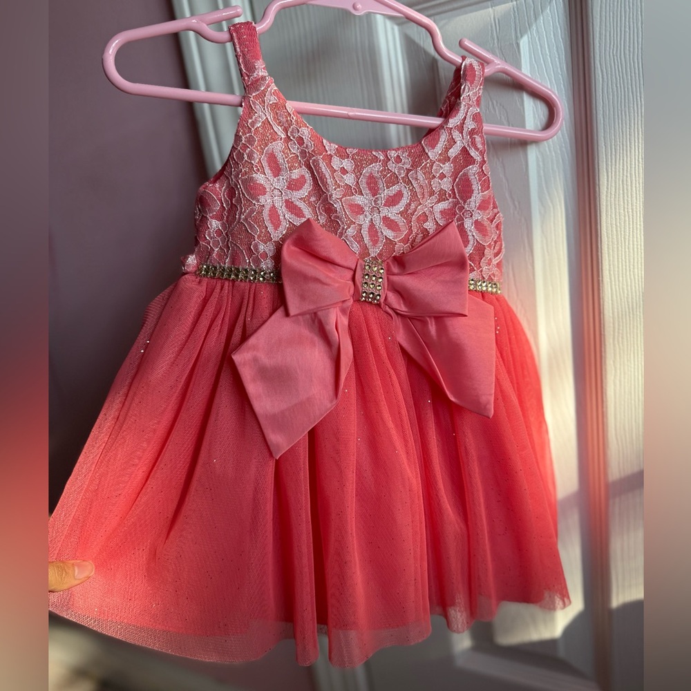 6$ or 3 for $10 Sweet Heart Rose girls dress. Choose and bundle.